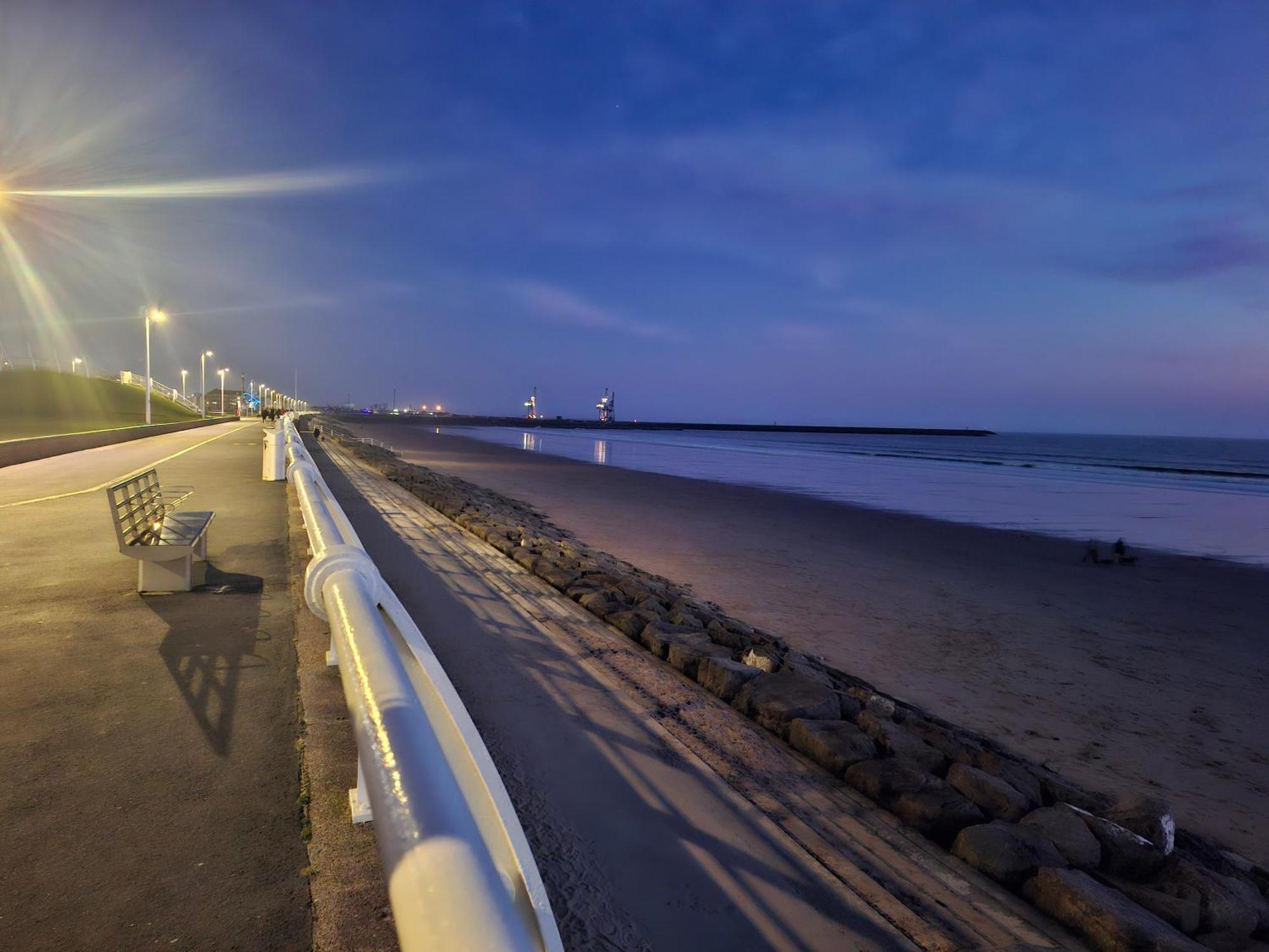 Driftmark Beachfront Location Aberavon Beach Sea Views Large Driveway Parking Private Site Fibre Optic Wi Fi Порт-Толбот Экстерьер фото